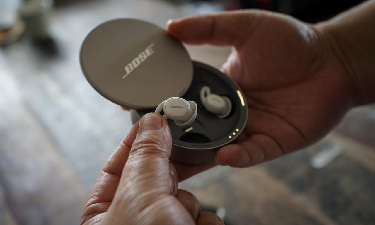 Sleepbuds】キャンプのイビキ対策！ Bose（ボーズ）のイヤホンで解決！ - ハピキャン｜キャンプ・アウトドア情報メディア