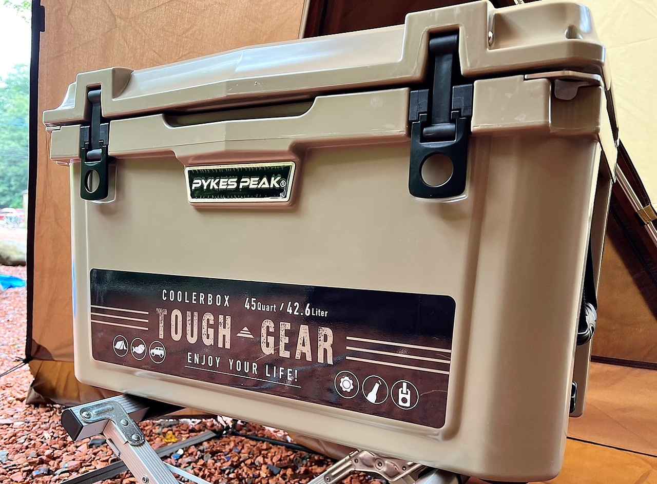 PYKES PEAK（パイクスピーク）のクーラーボックス「TOUGH GEAR」の保冷力をキャンプで徹底検証！ -  ハピキャン｜キャンプ・アウトドア情報メディア