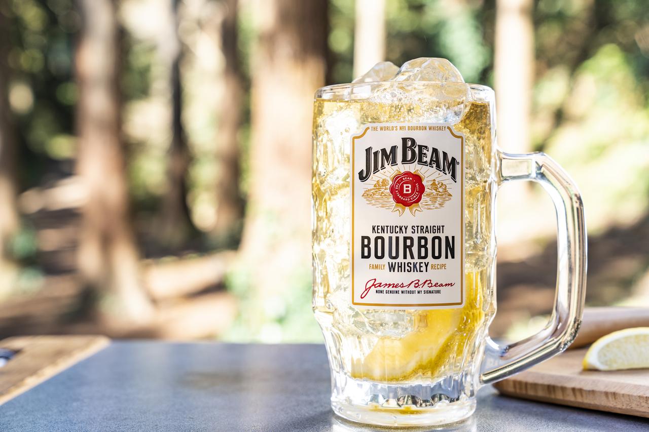 青空の下で飲むハイボールがたまらない！ ジムビーム×ハピキャンのキャンペーン「ハッピー JIM BEAM キャンプ」スタート