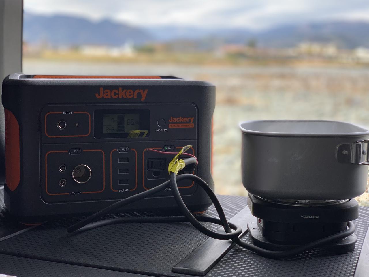 筆者愛用「Jackery （ジャクリ）ポータブル電源700」は使い勝手抜群！　車中泊やソロキャンプを快適に！