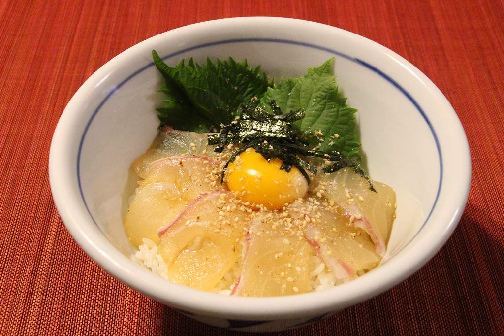 【鯛めし】愛媛の郷土料理「鯛めし」の簡単レシピ　松山･今治＆宇和島の2種類をご紹介　土鍋で本場の味を簡単に作れる！