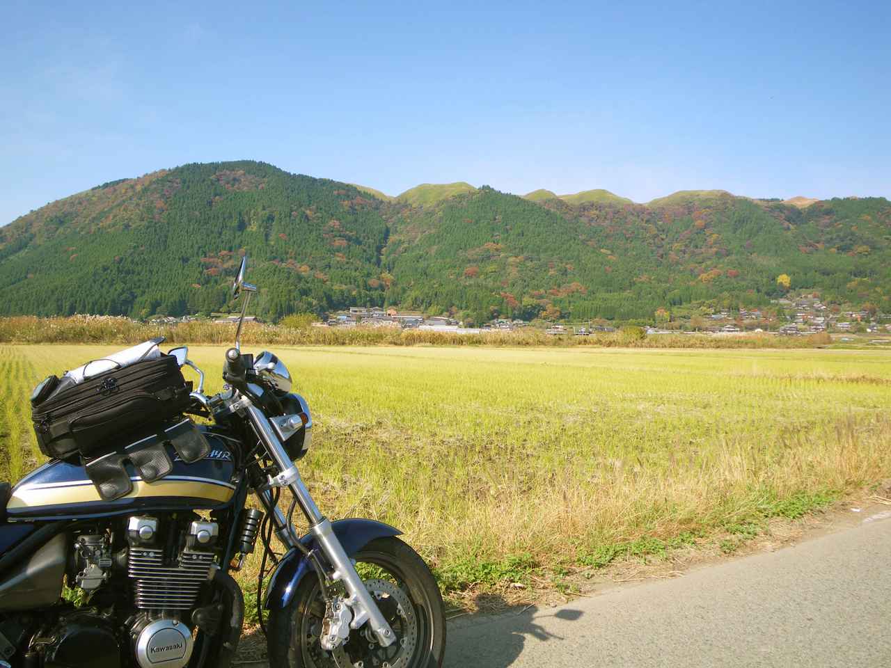 【秋バイクツーリング】おすすめのスポット＆防寒対策を解説　四国でのとっておき絶景コースも紹介！