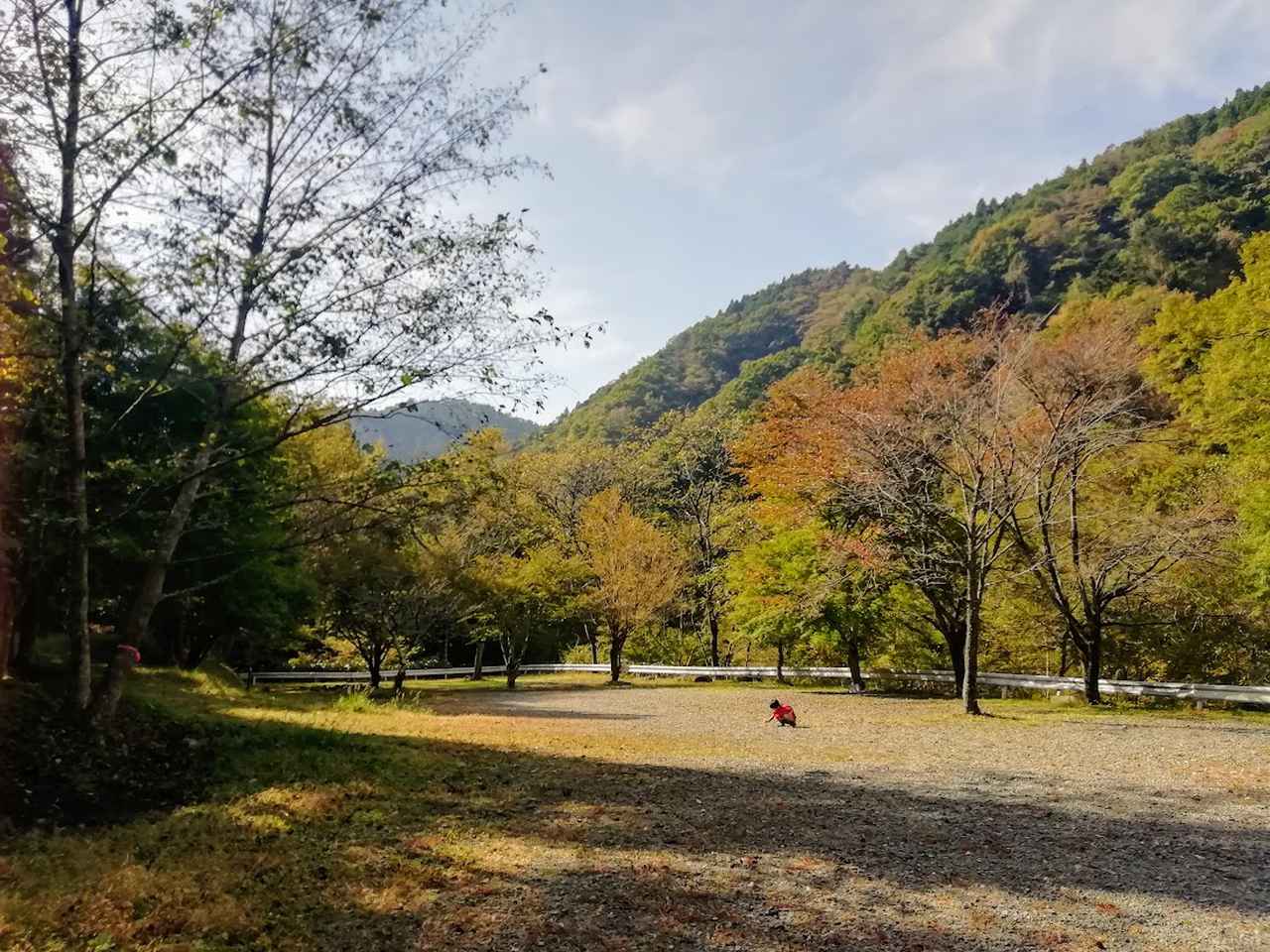 【秋キャンプのススメ】持ち物・服装・寒さ対策を徹底解説