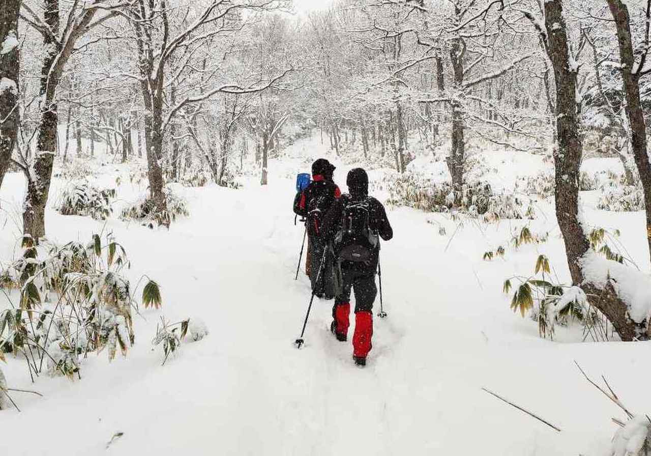 【雪山登山の寒さ対策】雪山での防寒対策・登山の基本装備を紹介！