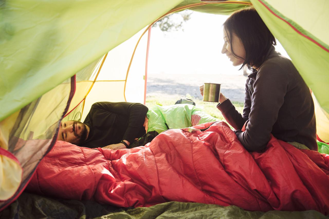 【エアマット】キャンプ・登山でのテント泊や車中泊など用途に合わせた選び方とおすすめ商品3選！