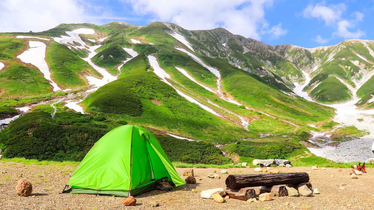 山岳テントは設営が楽で、軽量&コスパ良し　初心者の登山泊におすすめ！