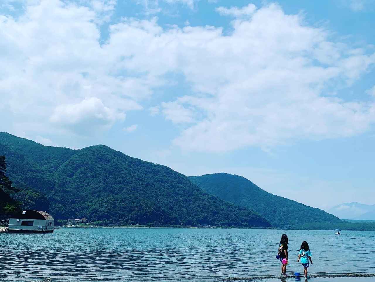 【山梨】予約不要の「西湖湖畔キャンプ場」で絶景キャンプ！人気サイトの攻略法も紹介