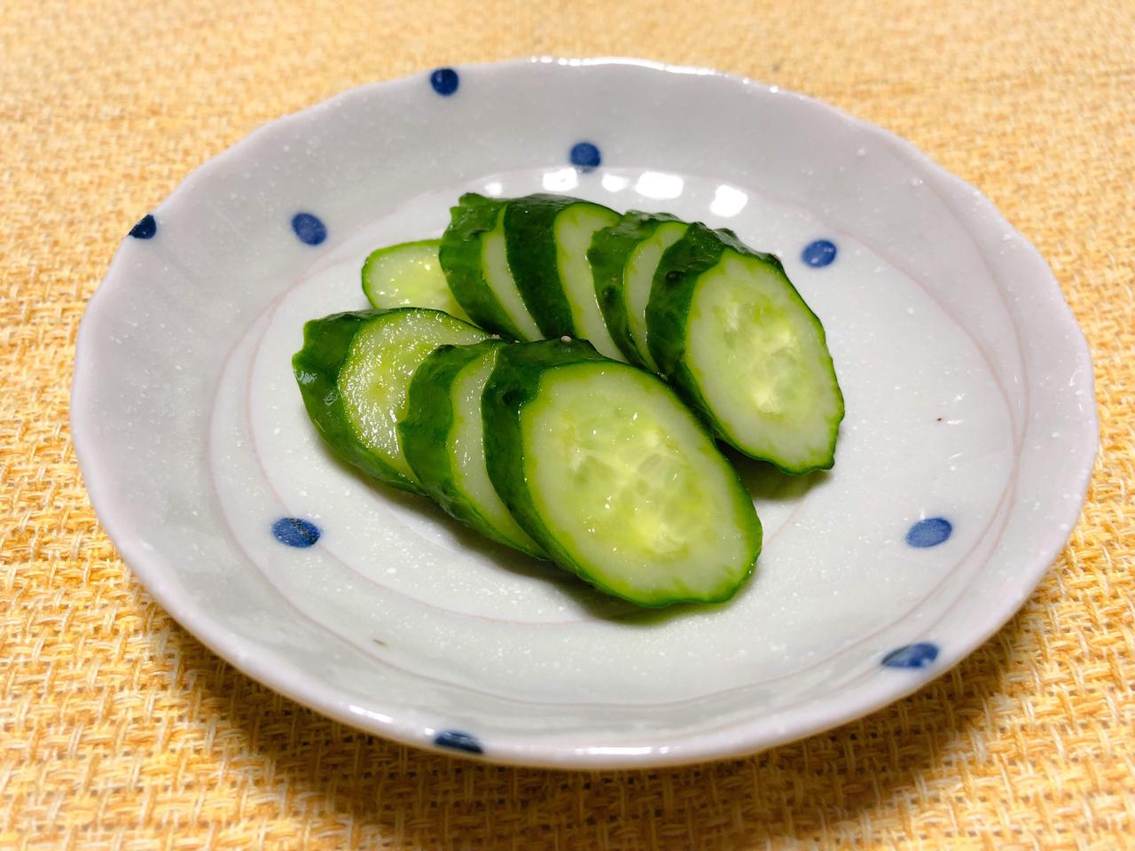 【おつまみレシピ】きゅうり・白菜など浅漬けの作り方　重量の2%の塩が美味さの鍵！