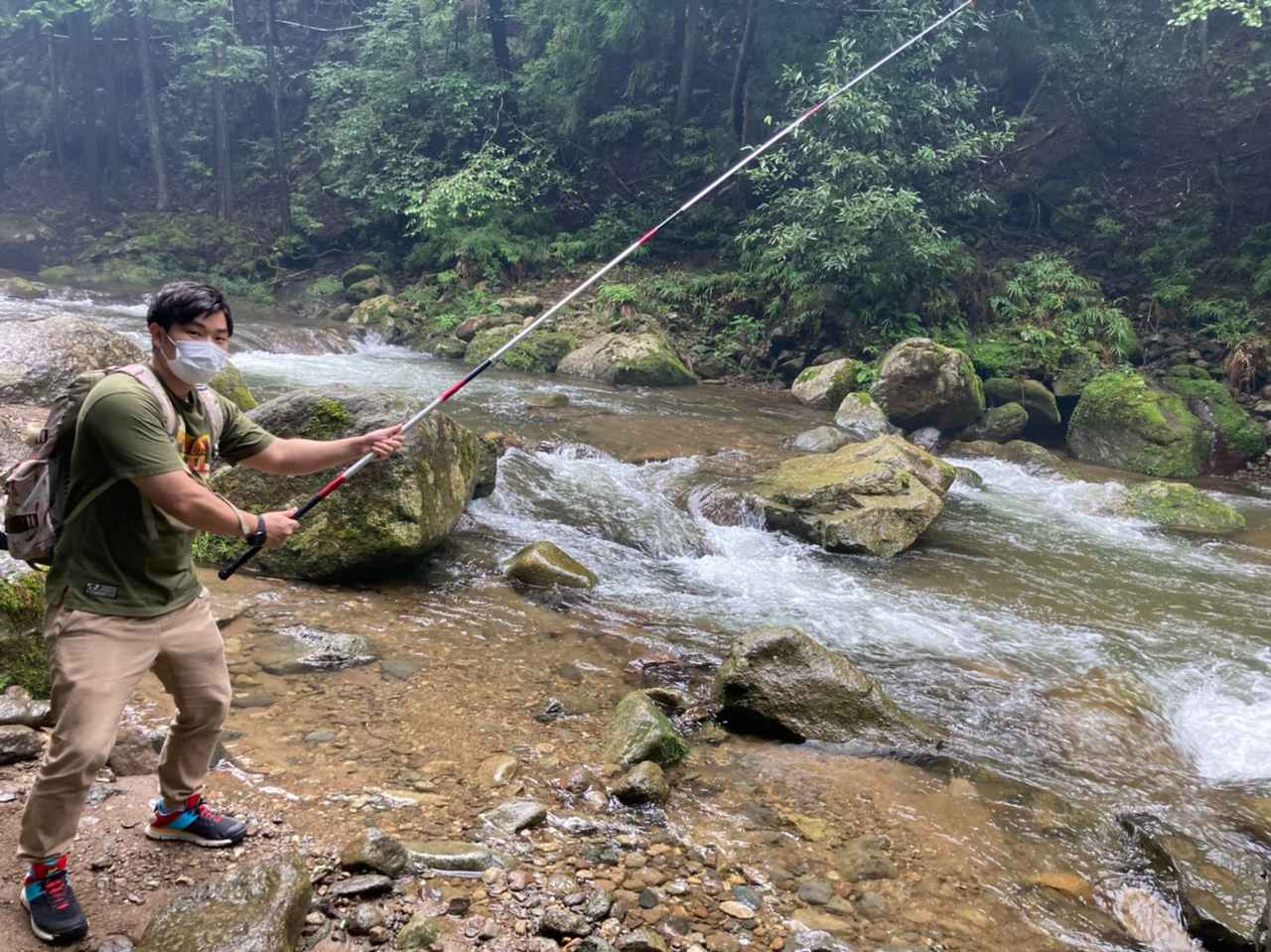 【体験レポート】初心者が渓流釣り（川釣り）に挑戦してみた！基本的なルールから注意点までわかりやすく解説