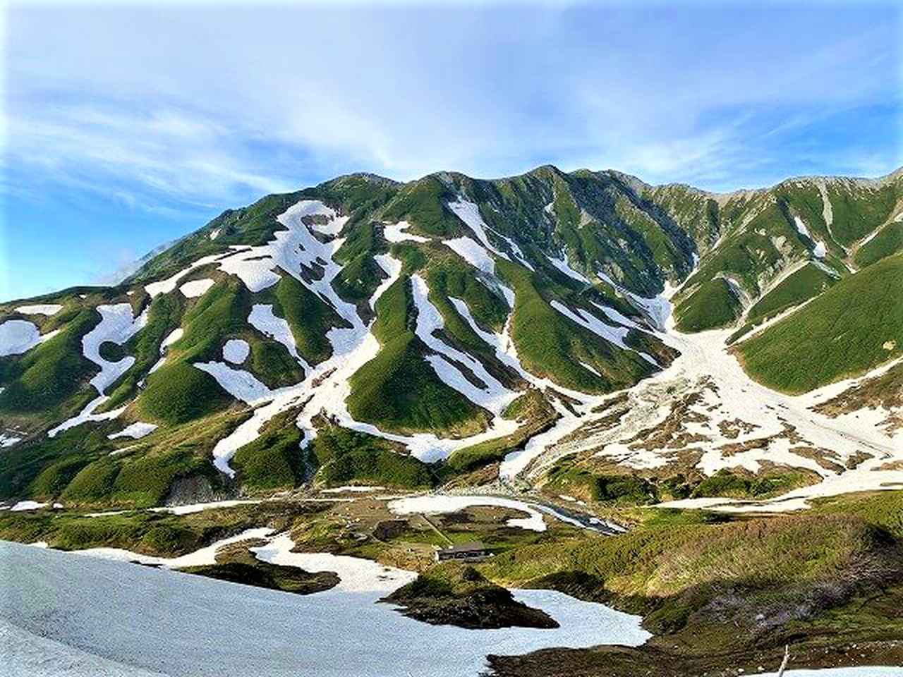 【登山テント泊】猛暑でも雪遊び！？夏の避暑キャンプなら山岳キャンプ場がオススメ！