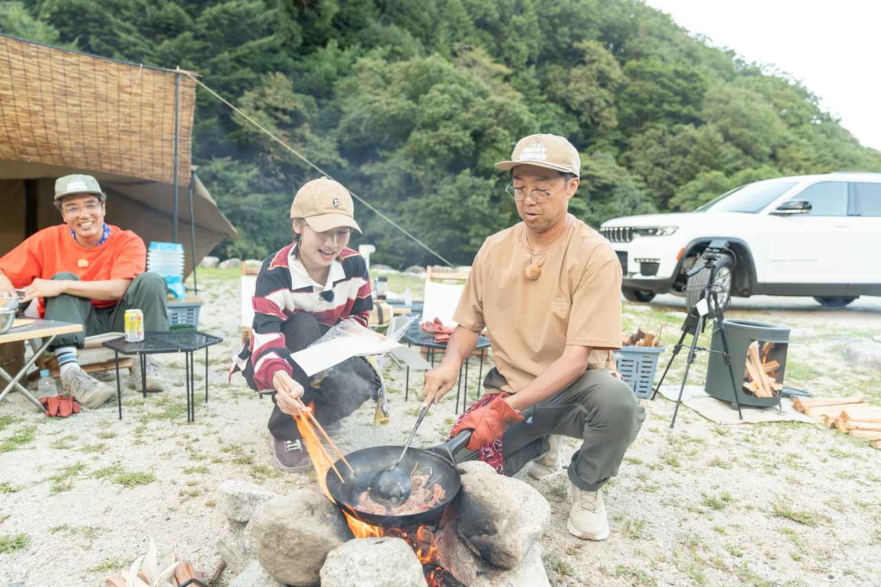 【おぎやはぎ絶賛！】こだわりのカマド飯にぴったりなおかずはコレだ！とろサーモン村田流「NO RICE NO CAMP」（ロケ密着・後半）