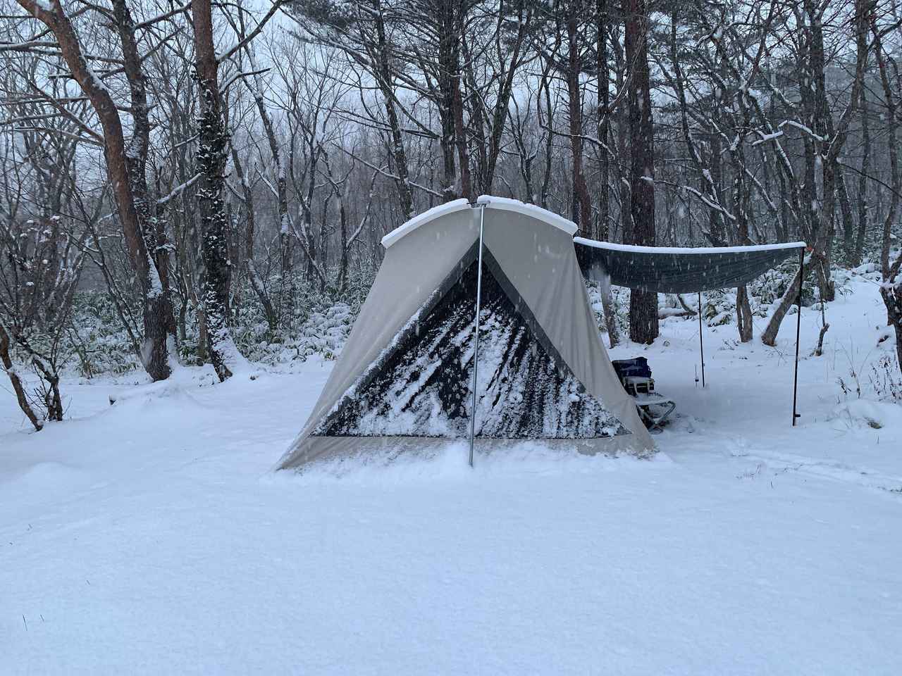 雪中キャンプの必須アイテム4つを紹介！　万全の装備で冬の幻想的な景色を楽しもう