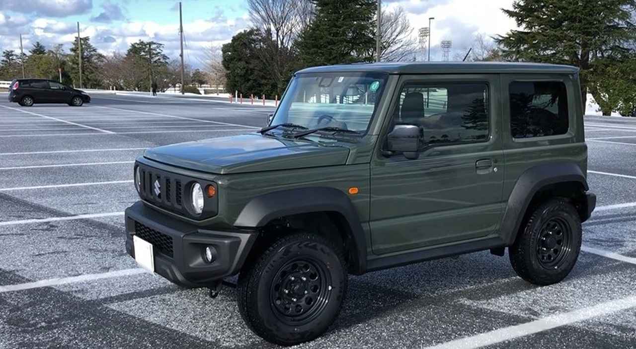 【車中泊】ジムニーシエラをキャンプ用品でカスタム！おすすめ車中泊グッズをご紹介します