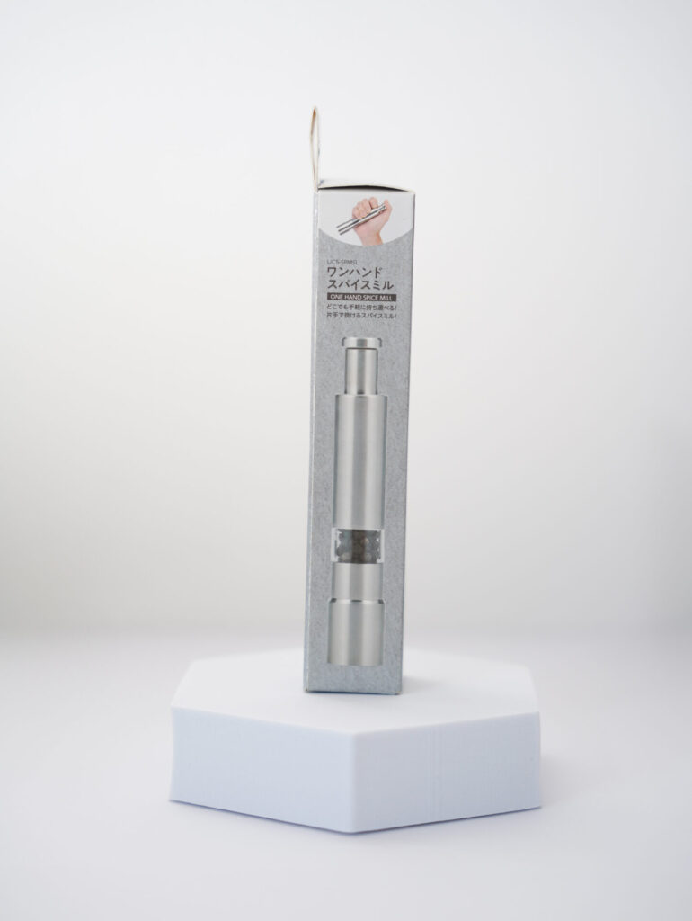 絶対に「買い」】ダイソー550円の胡椒ミル「ワンハンドスパイスミル