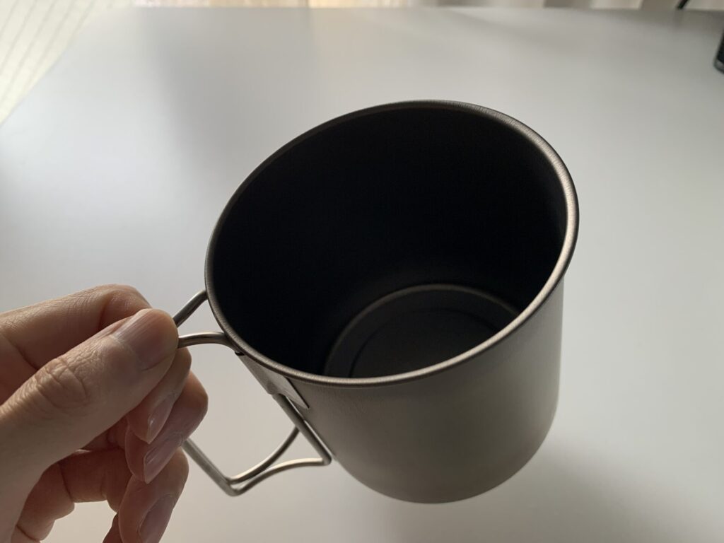 SOTOのチタンマグの内側