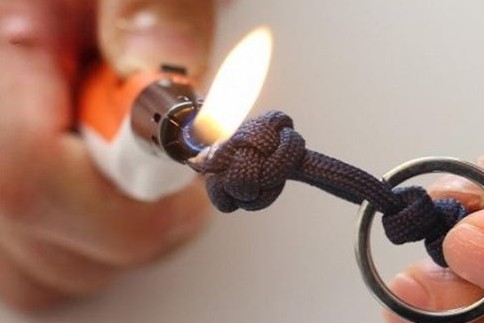 スネークノットの編み方の手順