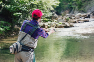アウトドアポーチおすすめ6選｜人気ブランドや防水・スマホ対応も！