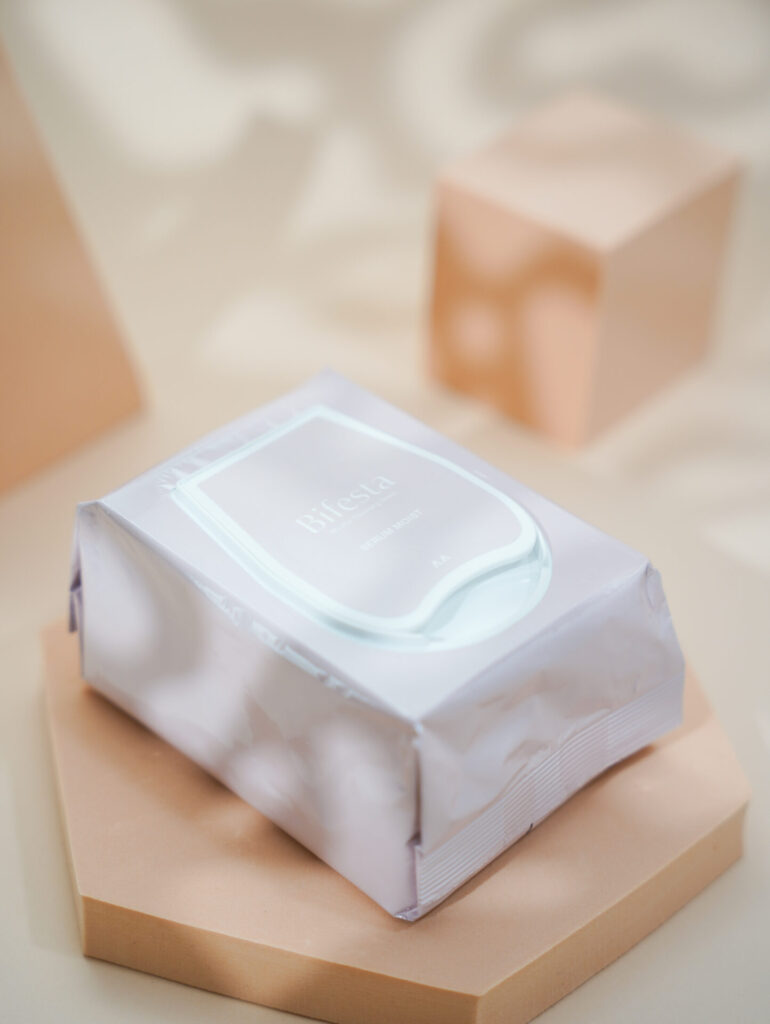 キャンプ中におすすめなビフェスタのメイク落としシートのパッケージ