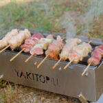 焼き鳥は浮かせて焼く！『ヤキトリル炭火』なら誰でも職人級に【レビュー】