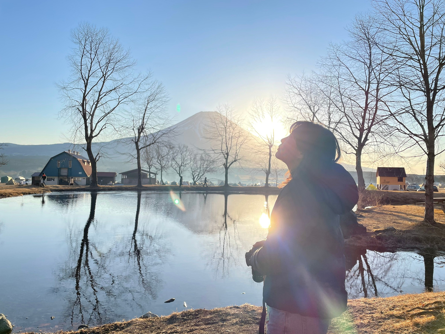 キャンプの冬対策！おすすめグッズ10選や寒さ・結露・底冷えを防ぐ方法を紹介