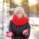 ネックウォーマーの付け方講座｜通勤・通学・アウトドア別の最適スタイルを紹介