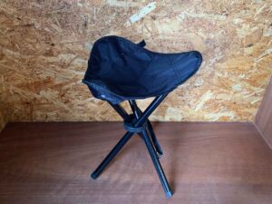 100均で買える軽量でコスパ抜群な折りたたみ椅子8選！ダイソー・キャンドゥ・セリアそれぞれご紹介