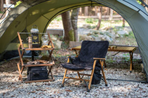 冬キャンプの“底冷え”対策に決定版!WAQからモバイルバッテリーで使える電熱ヒートカバーが登場したぞ!