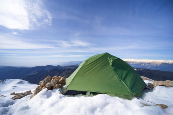 雪山向けのテントおすすめ7選！失敗しない選び方や注意点も解説