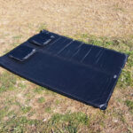 【8cm厚で快眠】ハイランダー「クライマックスインフレーターマット」が腰痛キャンパーを救う！