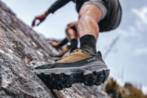 HI-TECの新作「CREST WP」と楽しむ、2026年春夏の外遊び!