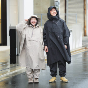 【自転車の傘差し罰則化がスタート】DODの本格レインウェア『カッパーダ』シリーズで準備OK